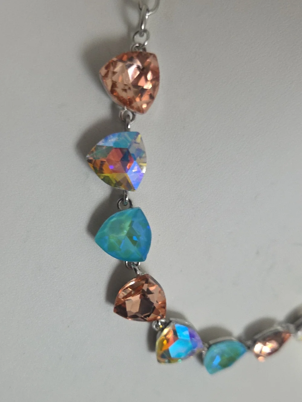 Paparazzi Multi Color /irridescent Gem Necklace NWT